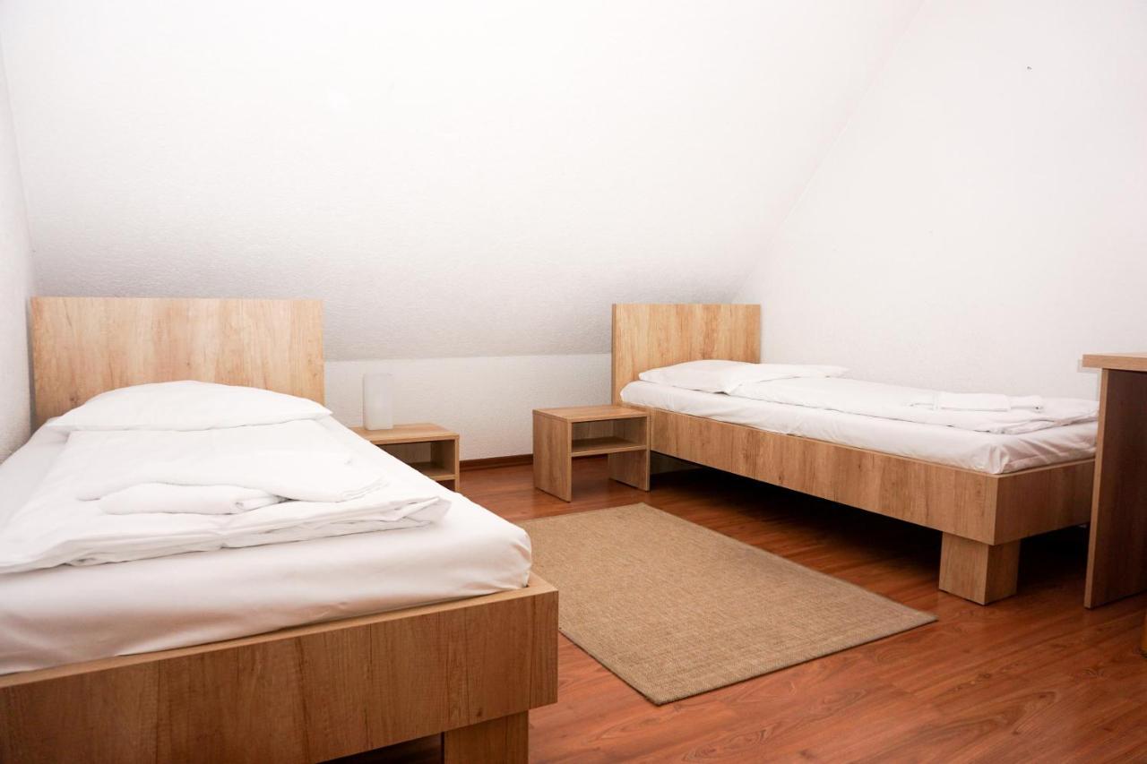Hotel Kreuz Schwäbisch Gmünd Екстериор снимка