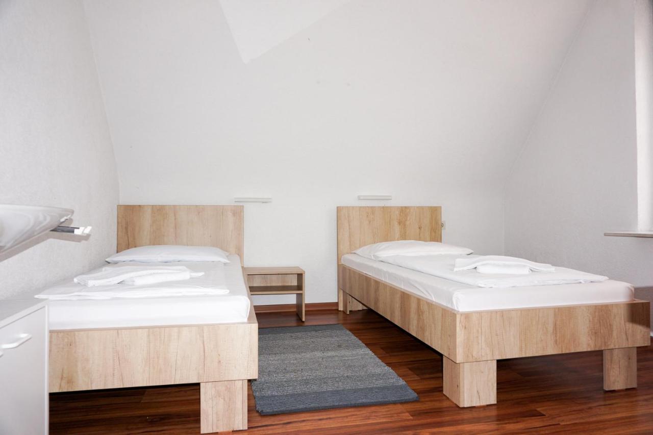 Hotel Kreuz Schwäbisch Gmünd Екстериор снимка