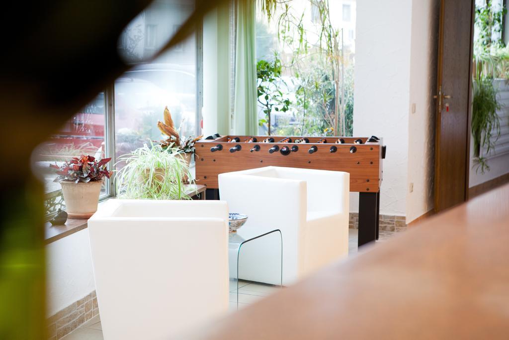 Hotel Kreuz Schwäbisch Gmünd Екстериор снимка