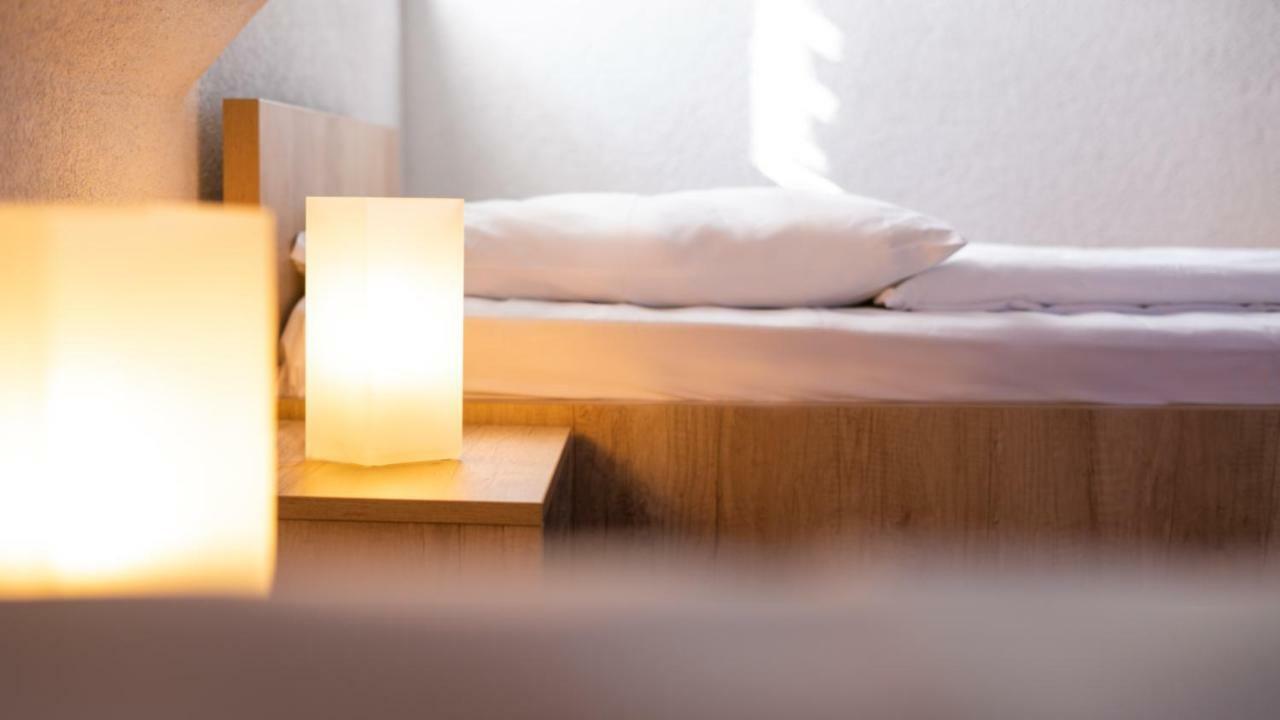 Hotel Kreuz Schwäbisch Gmünd Екстериор снимка